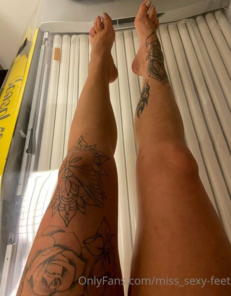 Naakte gelekte OnlyFans-foto van Misssexyfeet