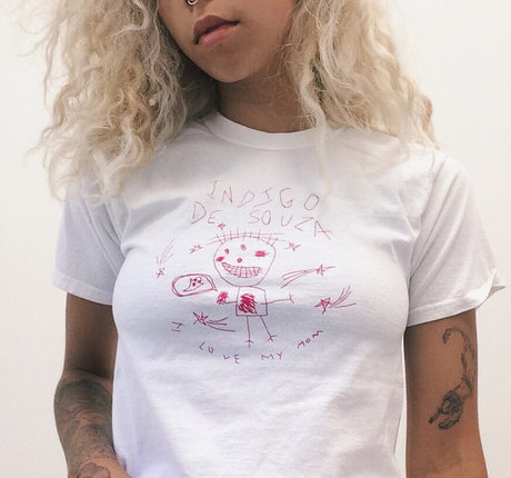 Naakte gelekte OnlyFans-foto van Indigo De Souza