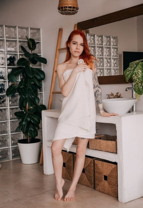 Naakte gelekte OnlyFans-foto van Denly