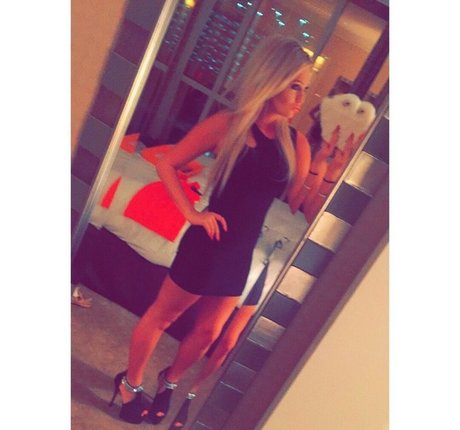Naakte gelekte OnlyFans-foto van Amber Beiarski