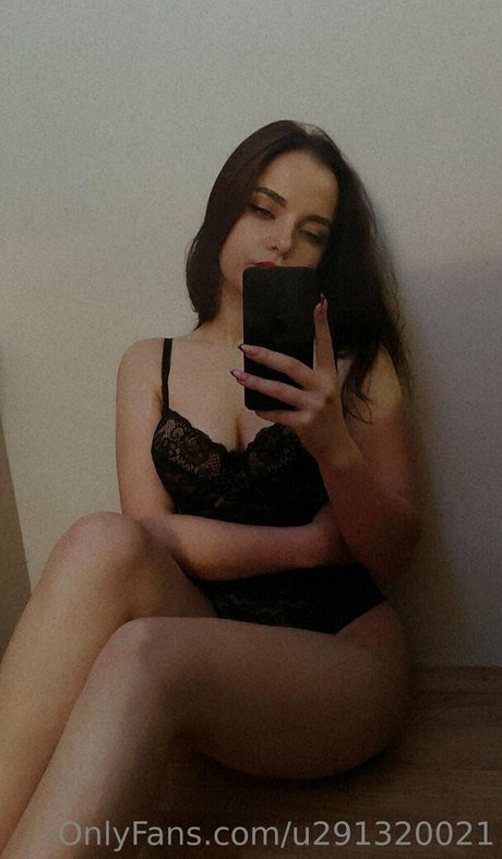 Naakte gelekte OnlyFans-foto van Merryberry