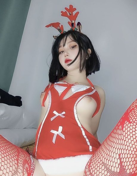 Naakte gelekte OnlyFans-foto van Mizaki Levi