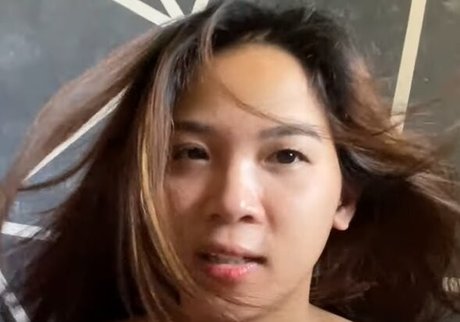 Naakte gelekte OnlyFans-foto van Carizassy Vlogs