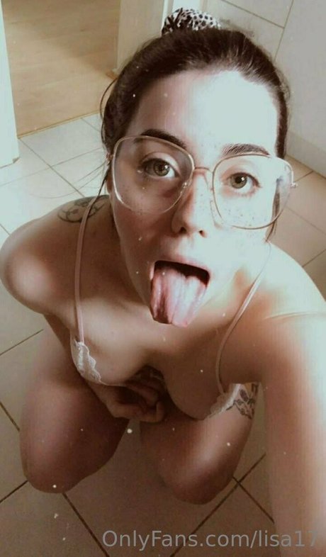 Naakte gelekte OnlyFans-foto van Lisa17