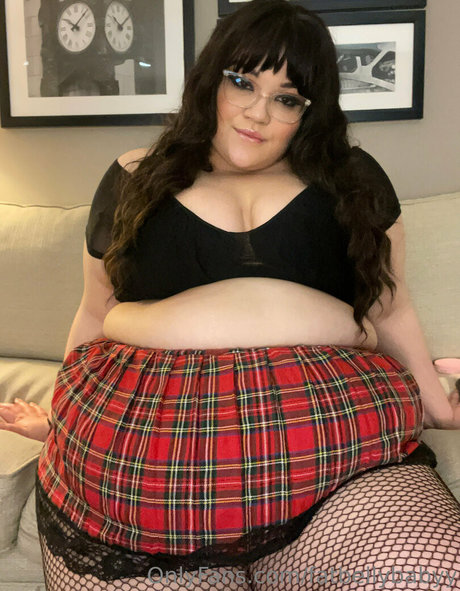 Naakte gelekte OnlyFans-foto van Fatbellybabyy