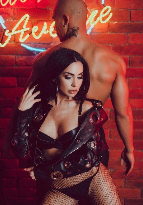 Naakte gelekte OnlyFans-foto van Marianna Markina