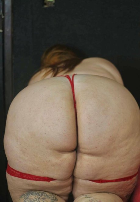 Naakte gelekte OnlyFans-foto van Belameu