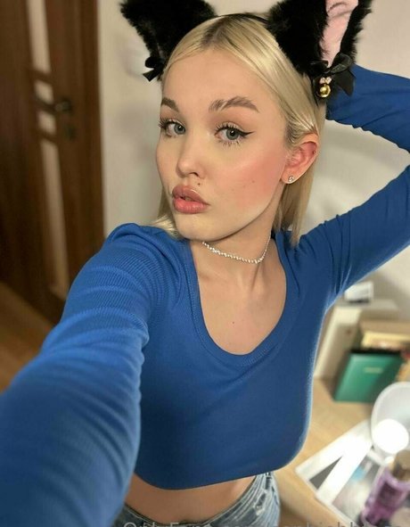 Naakte gelekte OnlyFans-foto van Sophiebbface