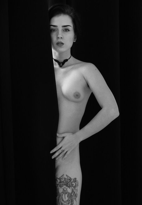 Naakte gelekte OnlyFans-foto van Anna Kotova