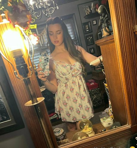 Naakte gelekte OnlyFans-foto van Ripley1111
