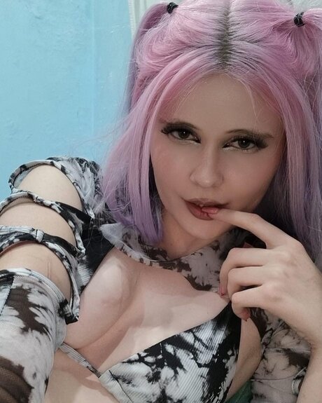 Naakte gelekte OnlyFans-foto van Talulah