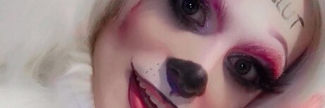 Naakte gelekte OnlyFans-foto van Lisa Fursissy Black