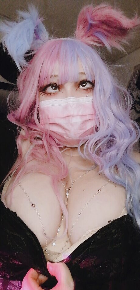 Naakte gelekte OnlyFans-foto van Chubby Bunny
