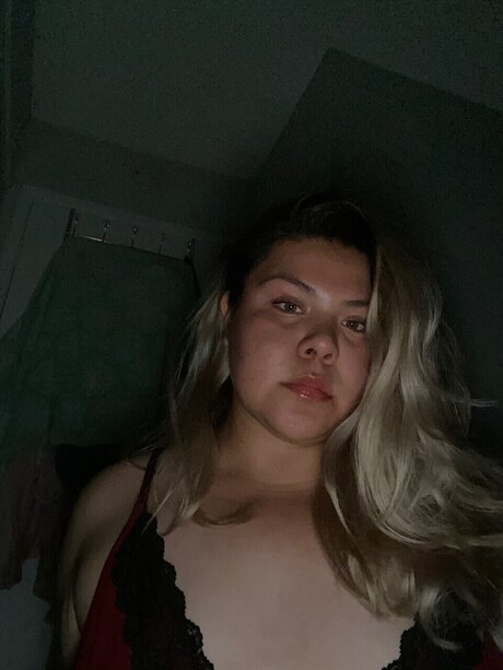 Naakte gelekte OnlyFans-foto van Dulce 
