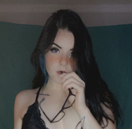 Naakte gelekte OnlyFans-foto van Taylor Z