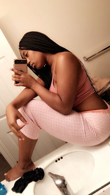 Naakte gelekte OnlyFans-foto van Xxjnastyxx