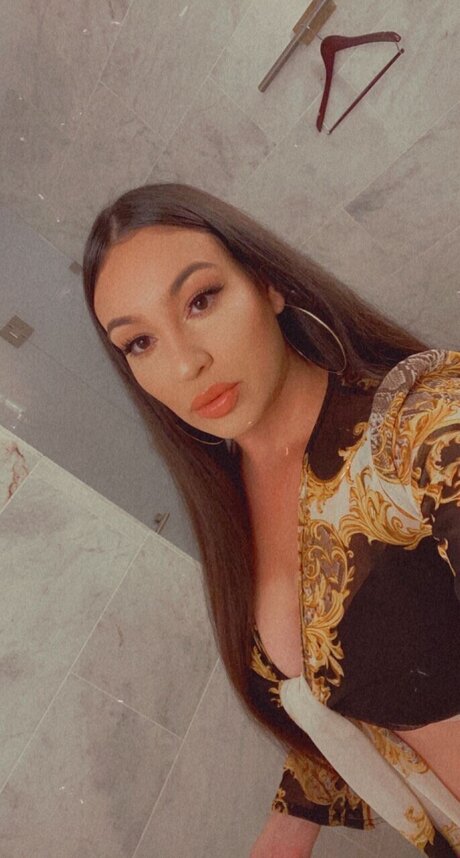 Naakte gelekte OnlyFans-foto van Natalia Feliciano