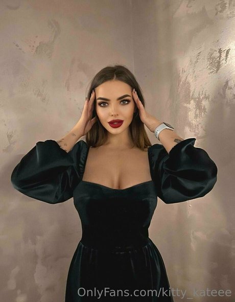Naakte gelekte OnlyFans-foto van Kittykateee
