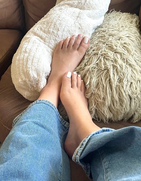 Naakte gelekte OnlyFans-foto van Anafeetish