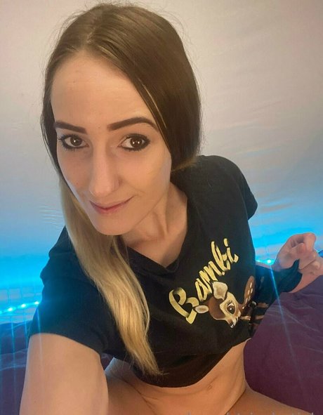 Naakte gelekte OnlyFans-foto van Nicehotjob