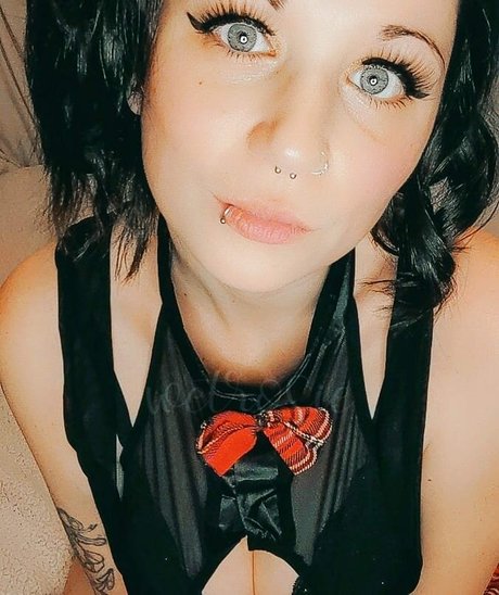 Naakte gelekte OnlyFans-foto van Wetrosie