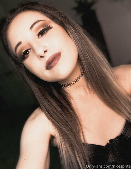Naakte gelekte OnlyFans-foto van Nicesprite