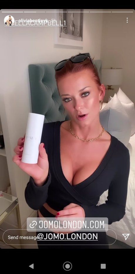 Naakte gelekte OnlyFans-foto van Olivia Bentley