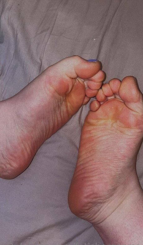 Naakte gelekte OnlyFans-foto van Fetishorgasms