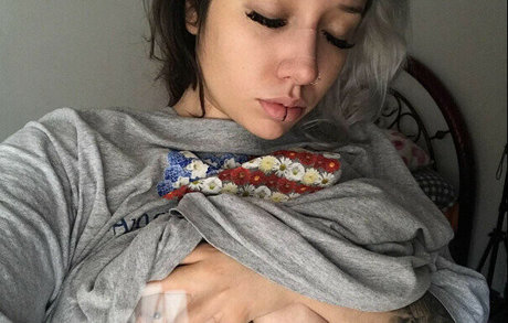 Naakte gelekte OnlyFans-foto van Aebgirl01