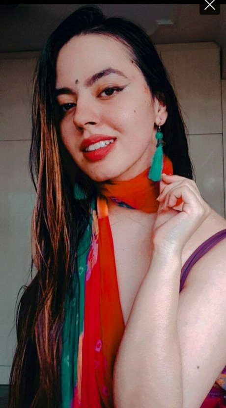 Naakte gelekte OnlyFans-foto van Shambhavi Sharma