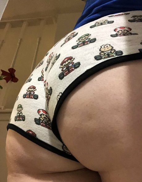 Naakte gelekte OnlyFans-foto van Brattybritt420