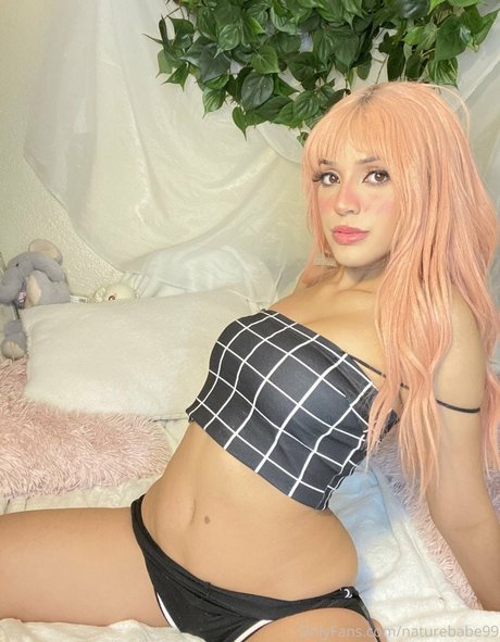 Naakte gelekte OnlyFans-foto van Naturebabe99