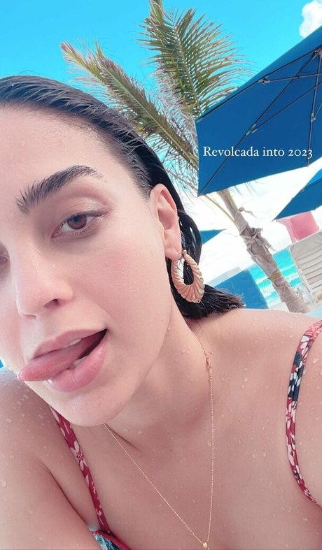 Naakte gelekte OnlyFans-foto van Melissa Barrera