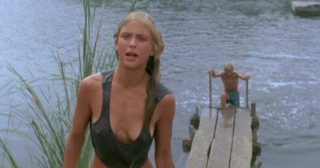 Naakte gelekte OnlyFans-foto van Helen Slater