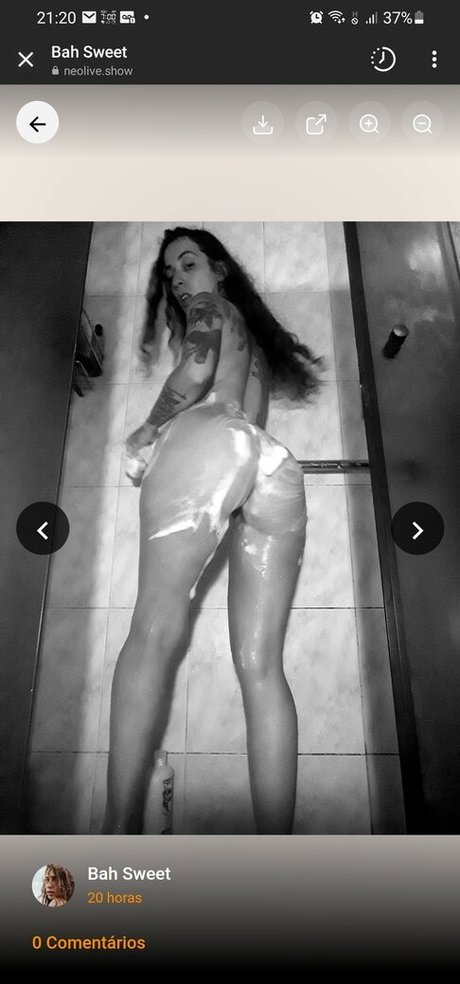 Naakte gelekte OnlyFans-foto van Bahsweet