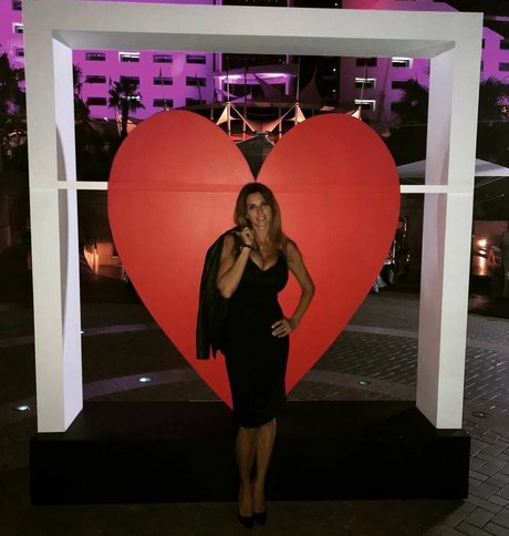 Naakte gelekte OnlyFans-foto van Valentina Liguori