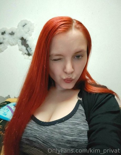 Naakte gelekte OnlyFans-foto van Kimprivat