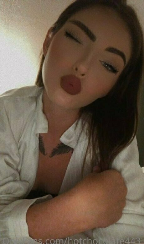 Naakte gelekte OnlyFans-foto van Hotchocolate443