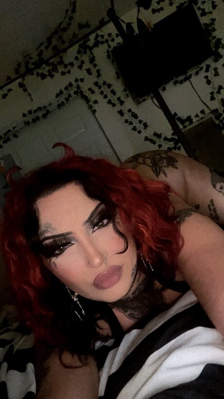 Naakte gelekte OnlyFans-foto van Liz