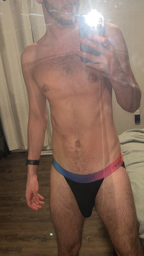 Naakte gelekte OnlyFans-foto van Chaddy