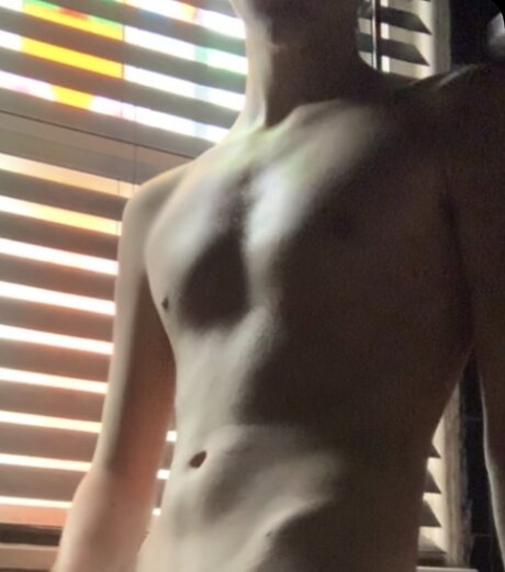 Naakte gelekte OnlyFans-foto van Giovanni