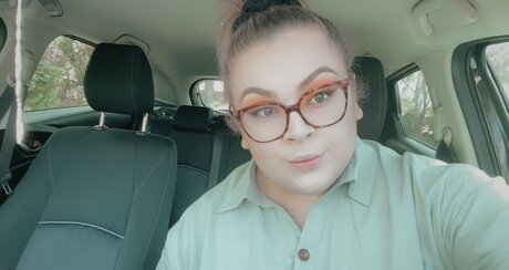 Naakte gelekte OnlyFans-foto van Elizabethxx