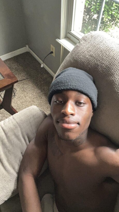 Naakte gelekte OnlyFans-foto van Blackknight