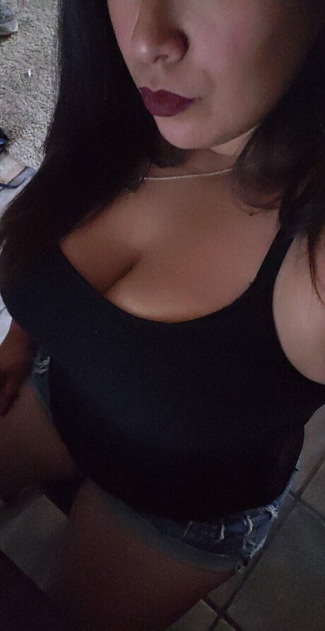 Naakte gelekte OnlyFans-foto van Mickey