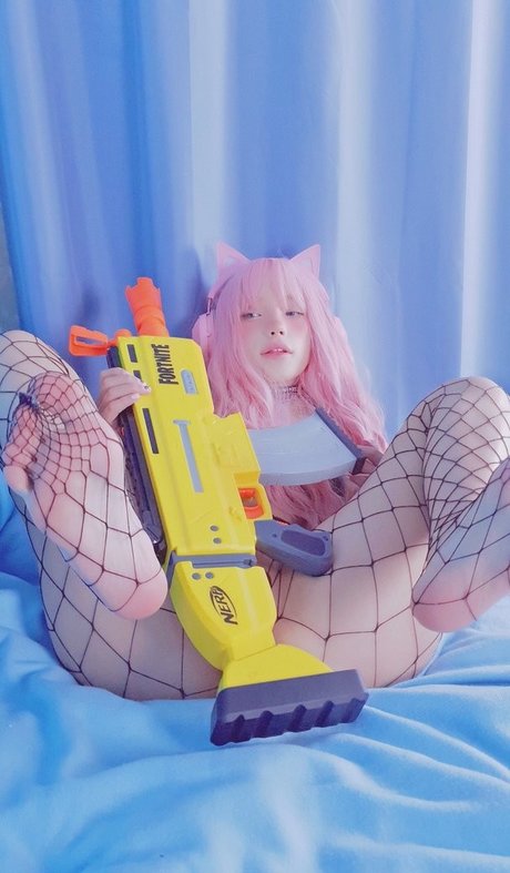 Naakte gelekte OnlyFans-foto van Plaksaw