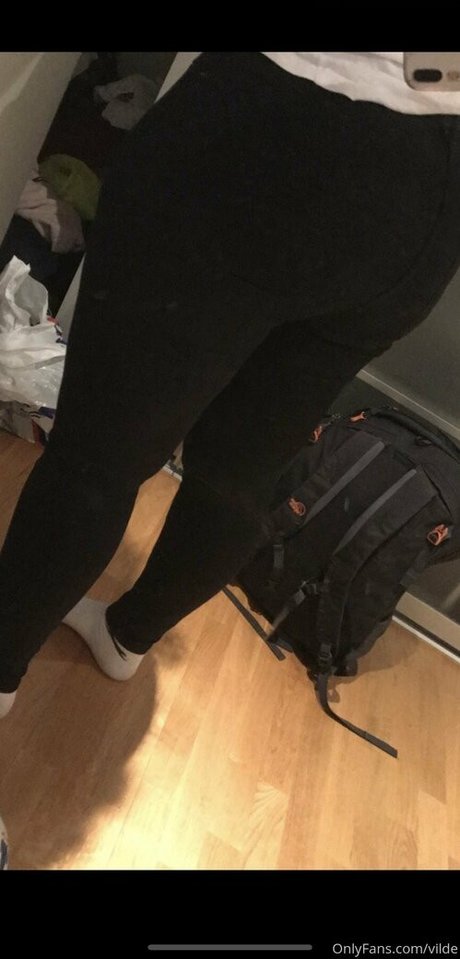 Naakte gelekte OnlyFans-foto van Vilde