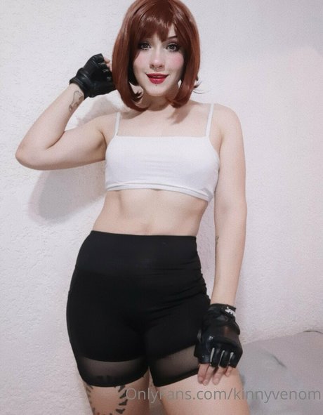 Naakte gelekte OnlyFans-foto van Kinnyvenom