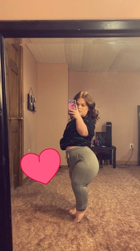 Naakte gelekte OnlyFans-foto van Sassyholly