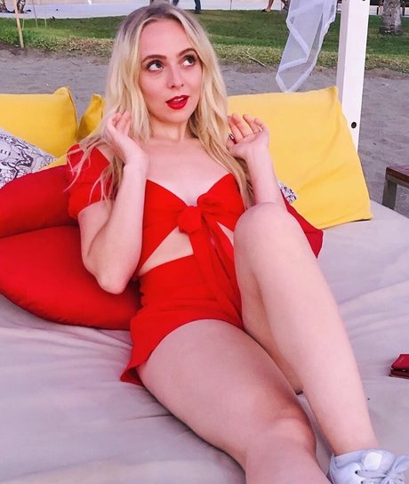 Naakte gelekte OnlyFans-foto van Madilyn Bailey