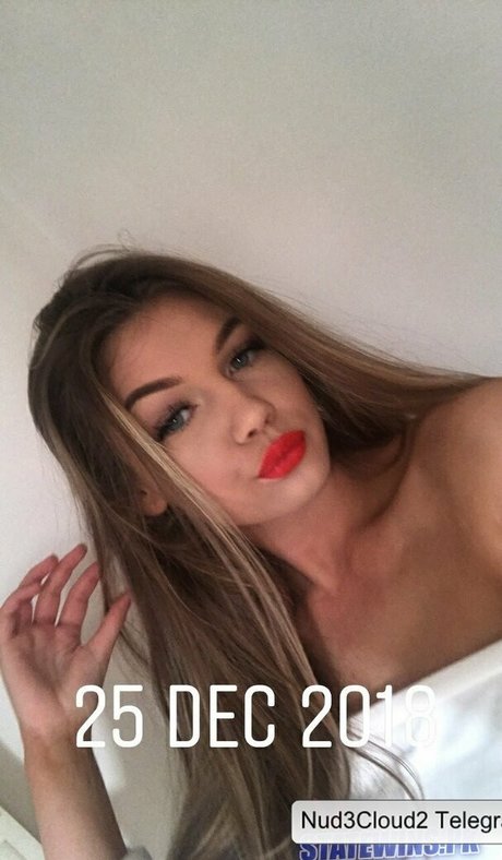 Naakte gelekte OnlyFans-foto van Throat Coach